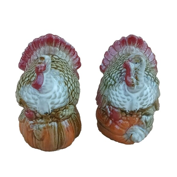 Turkey Salt and Pepper Shakers Thanksgiving Decor Ceramic NEW - Picture 1 of 9